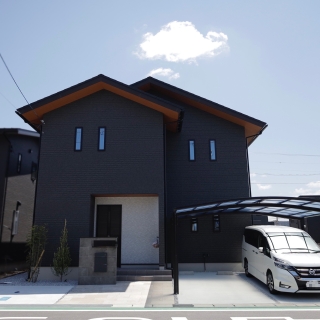 石目調タイルで創るシンプルモダンスタイル 【草津市】